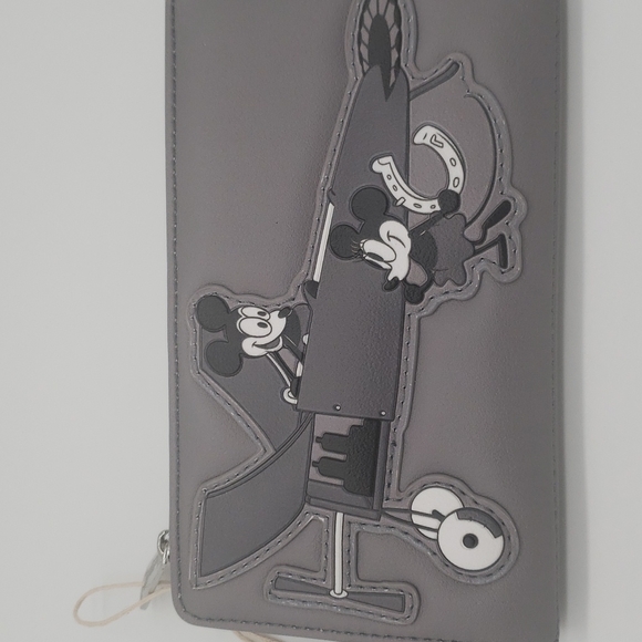 Loungefly Mickey Mouse wallet - Picture 2 of 4